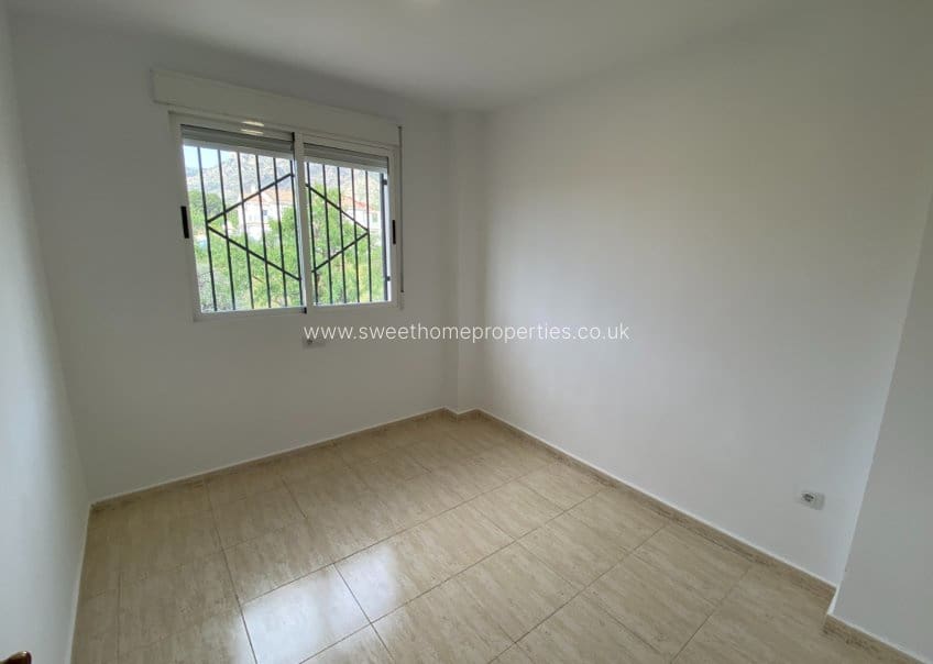 Casa de 4 habitaciones en Salinas en venta con garaje - 125.000 € (Ref: 9815091)