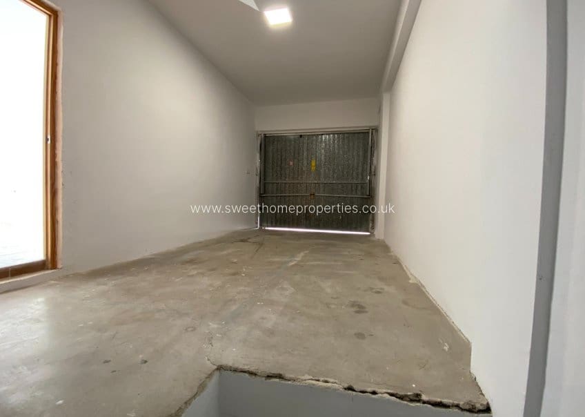 Casa de 4 habitaciones en Salinas en venta con garaje - 125.000 € (Ref: 9815091)