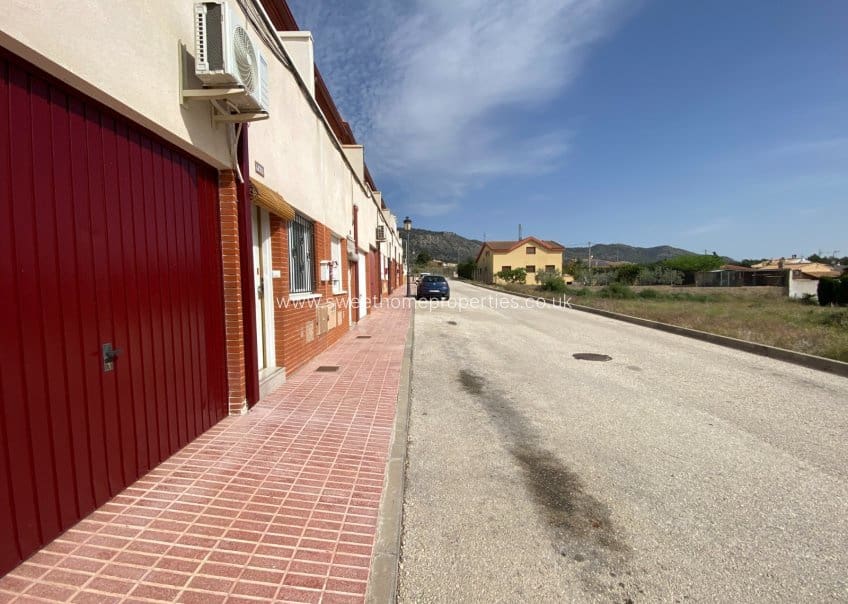Casa de 4 habitaciones en Salinas en venta con garaje - 125.000 € (Ref: 9815091)