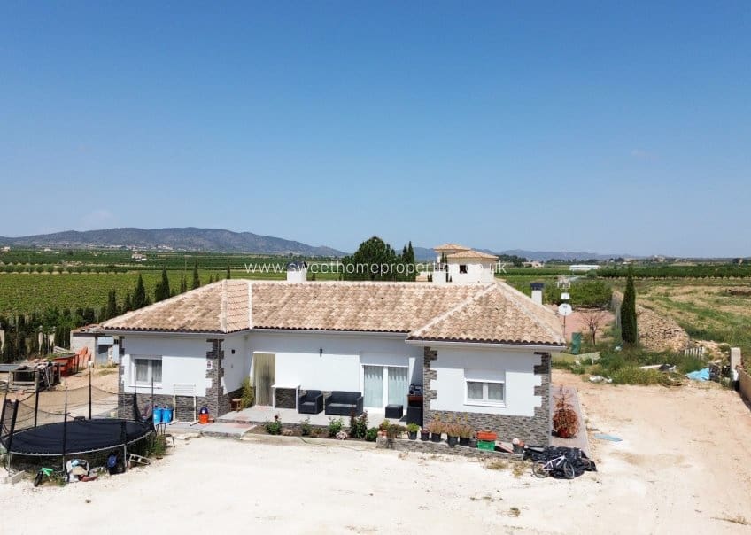 4 sypialnia Finka/Dom wiejski na sprzedaż w Pinoso z basenem - 420 000 € (Ref: 9818409)