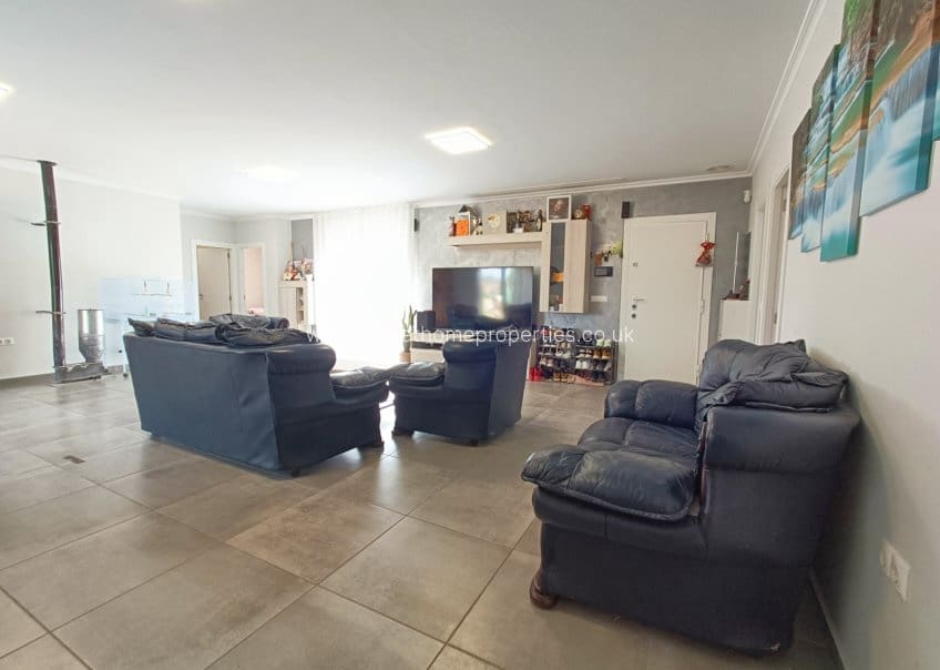 4 sypialnia Finka/Dom wiejski na sprzedaż w Pinoso z basenem - 420 000 € (Ref: 9818409)