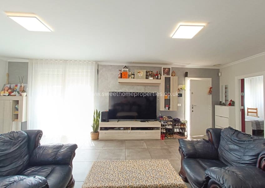 4 sypialnia Finka/Dom wiejski na sprzedaż w Pinoso z basenem - 420 000 € (Ref: 9818409)