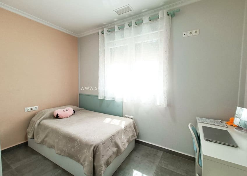 4 sypialnia Finka/Dom wiejski na sprzedaż w Pinoso z basenem - 420 000 € (Ref: 9818409)