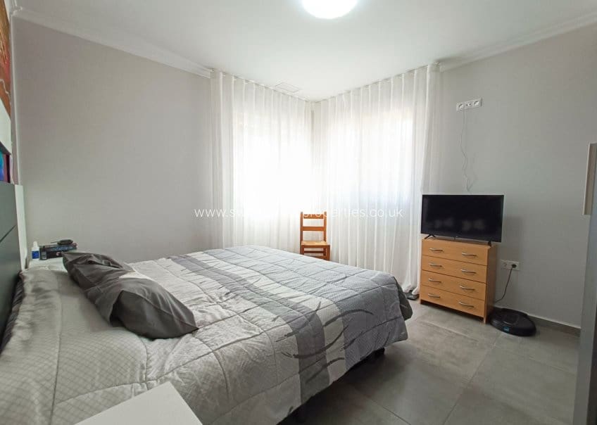 4 sypialnia Finka/Dom wiejski na sprzedaż w Pinoso z basenem - 420 000 € (Ref: 9818409)