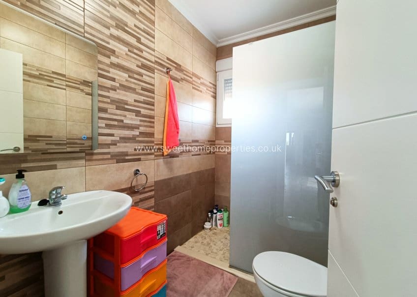 4 sypialnia Finka/Dom wiejski na sprzedaż w Pinoso z basenem - 420 000 € (Ref: 9818409)
