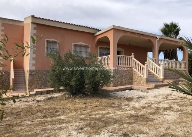 Finca/Casa Rural de 3 habitaciones en Pinoso en venta con piscina - 230.000 € (Ref: 9830363)