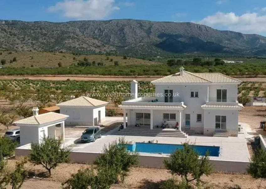 4 soverom Finca/Herregård til salgs i Pinoso - € 491 000 (Ref: 9830364)