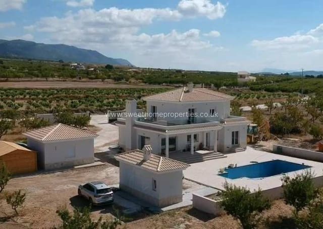 4 soverom Finca/Herregård til salgs i Pinoso - € 491 000 (Ref: 9830364)