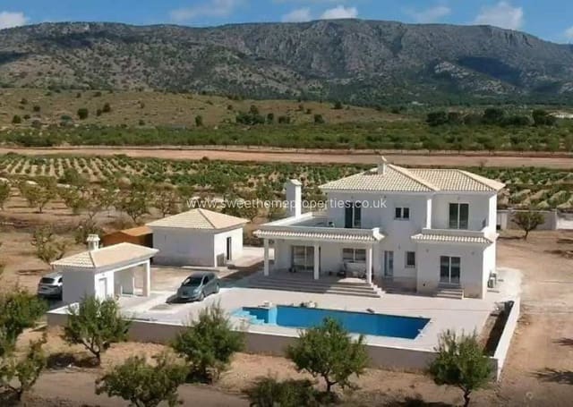 4 soverom Finca/Herregård til salgs i Pinoso - € 491 000 (Ref: 9830364)