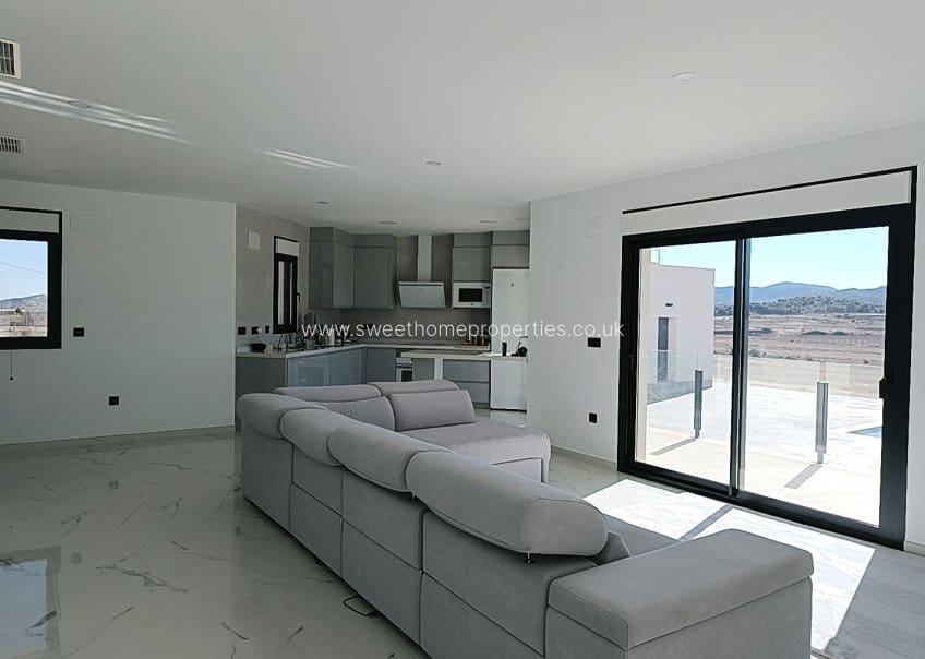 4 soverom Finca/Herregård til salgs i Pinoso - € 518 000 (Ref: 9830365)