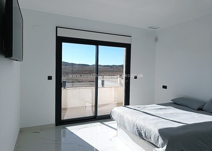 4 soverom Finca/Herregård til salgs i Pinoso - € 518 000 (Ref: 9830365)