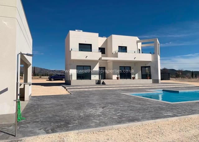 4 soverom Finca/Herregård til salgs i Pinoso - € 518 000 (Ref: 9830365)