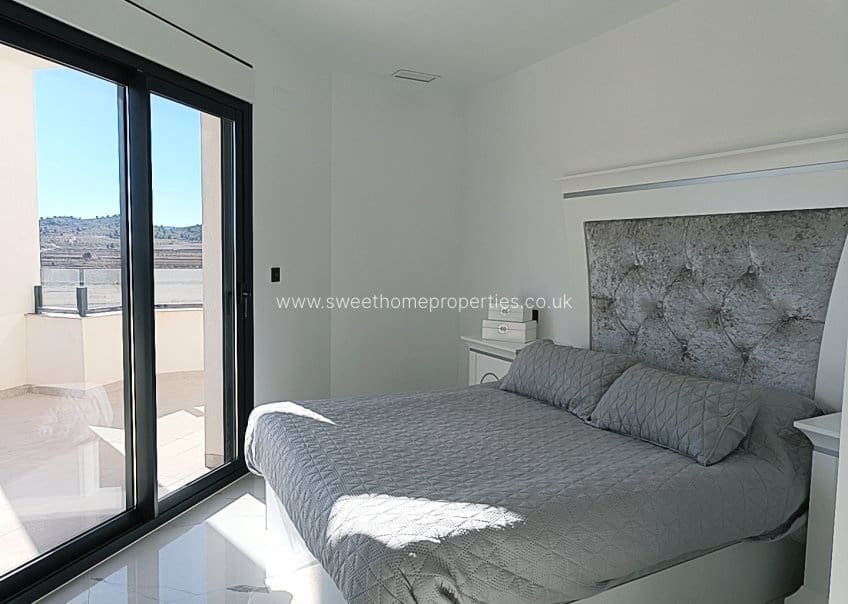 4 soverom Finca/Herregård til salgs i Pinoso - € 518 000 (Ref: 9830365)