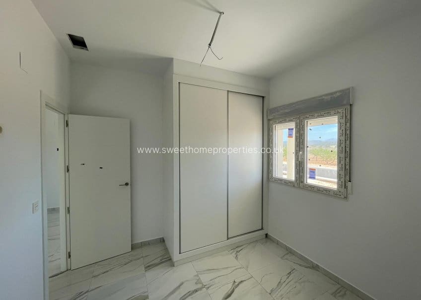 6 Zimmer Finca/Landgut zu verkaufen in Pinoso - 611.000 € (Ref: 9830366)