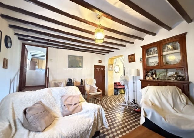 4 bedroom Finca/Country House for sale in Pinoso with pool - € 220,000 (Ref: 9830415)