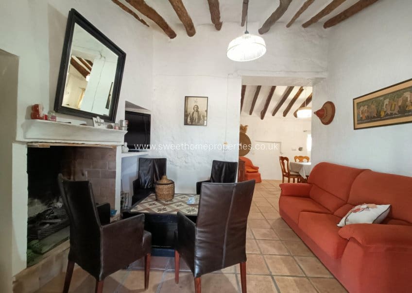 3 bedroom Finca/Country House for sale in Mahoya with pool garage - € 275,000 (Ref: 9841536)