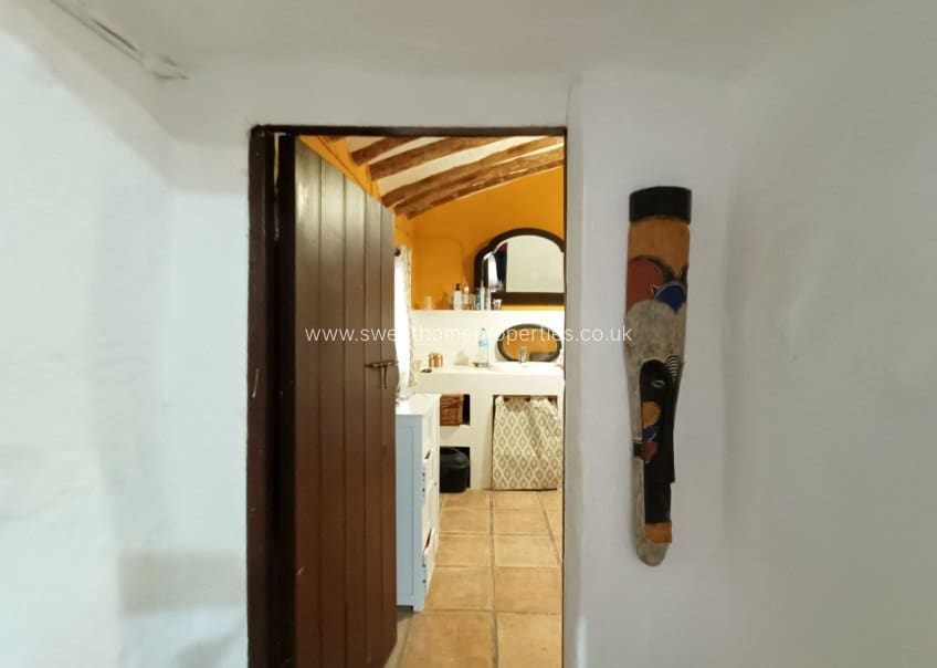3 bedroom Finca/Country House for sale in Mahoya with pool garage - € 275,000 (Ref: 9841536)