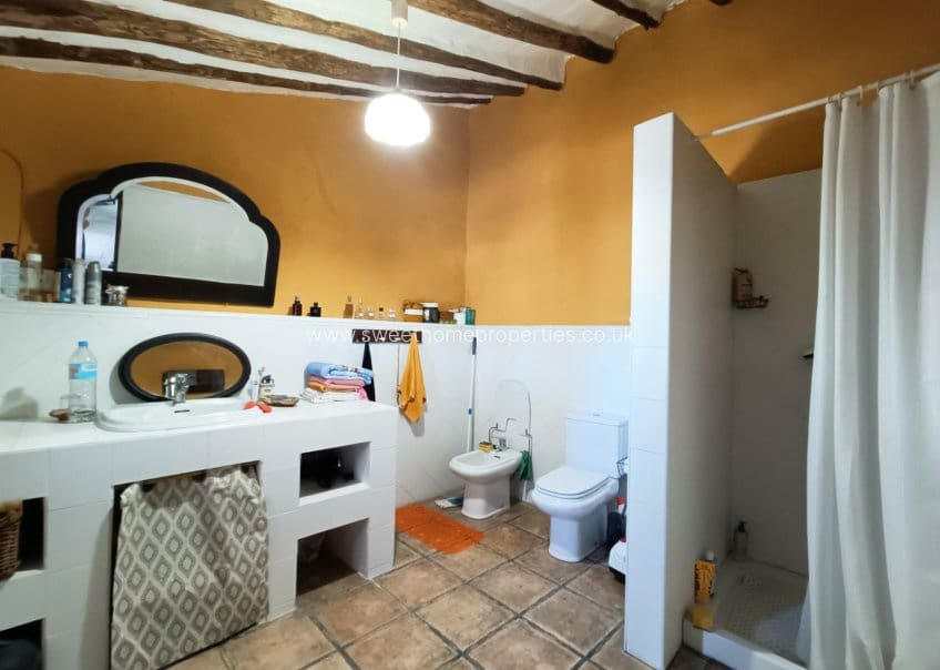 3 bedroom Finca/Country House for sale in Mahoya with pool garage - € 275,000 (Ref: 9841536)