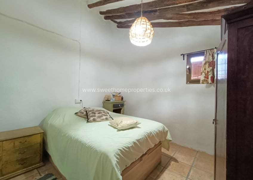 3 bedroom Finca/Country House for sale in Mahoya with pool garage - € 275,000 (Ref: 9841536)