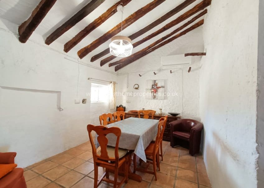 3 bedroom Finca/Country House for sale in Mahoya with pool garage - € 275,000 (Ref: 9841536)