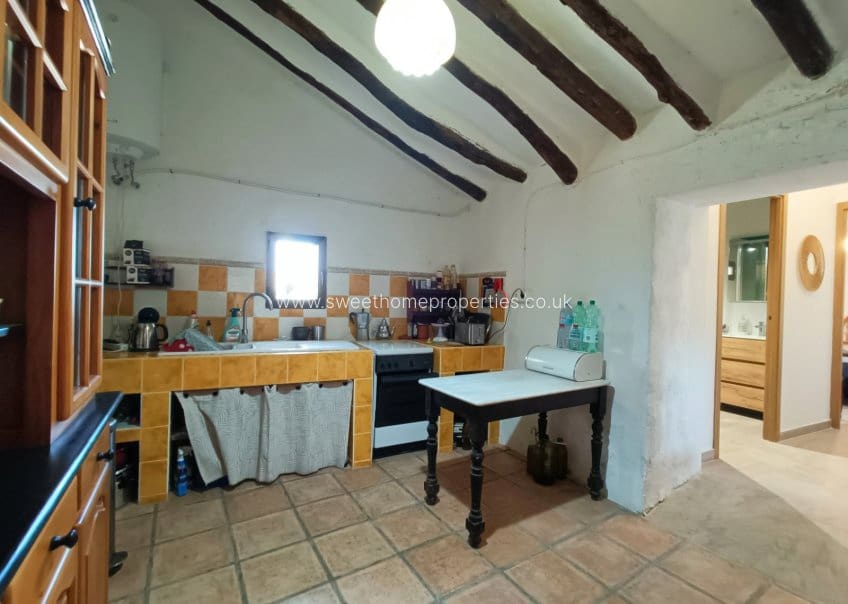 3 bedroom Finca/Country House for sale in Mahoya with pool garage - € 275,000 (Ref: 9841536)