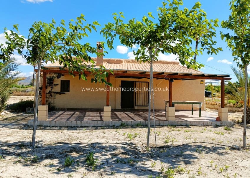 3 bedroom Finca/Country House for sale in Mahoya with pool garage - € 275,000 (Ref: 9841536)