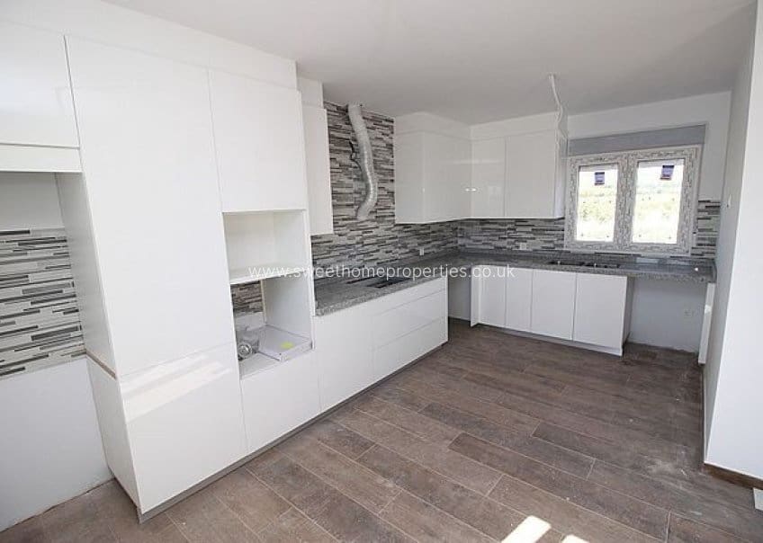 3 slaapkamer Finca/Landhuis te koop in Pinoso met zwembad - € 375.000 (Ref: 9848071)