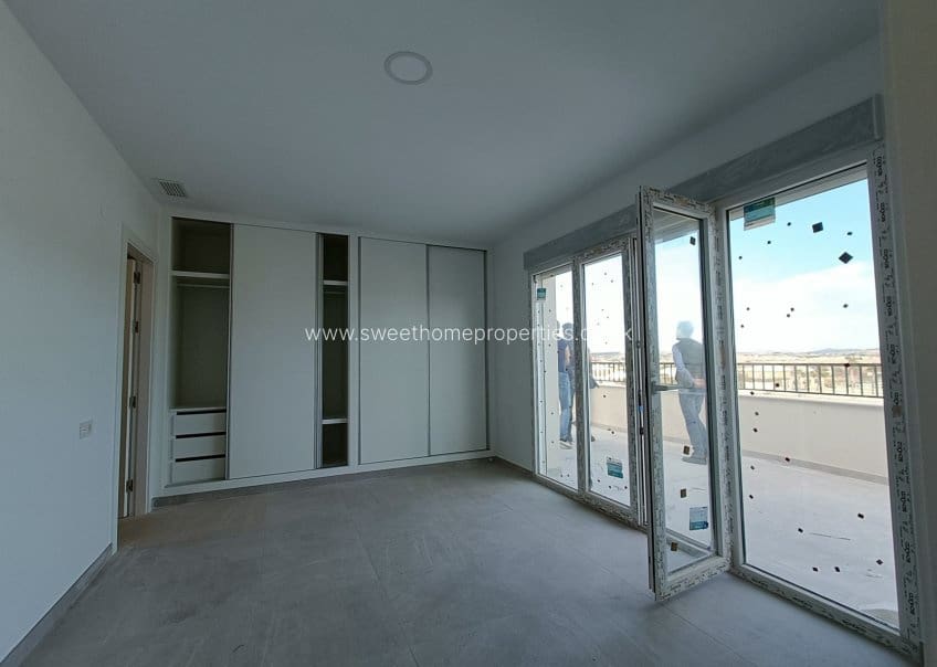 3 slaapkamer Finca/Landhuis te koop in Pinoso met zwembad - € 375.000 (Ref: 9848071)
