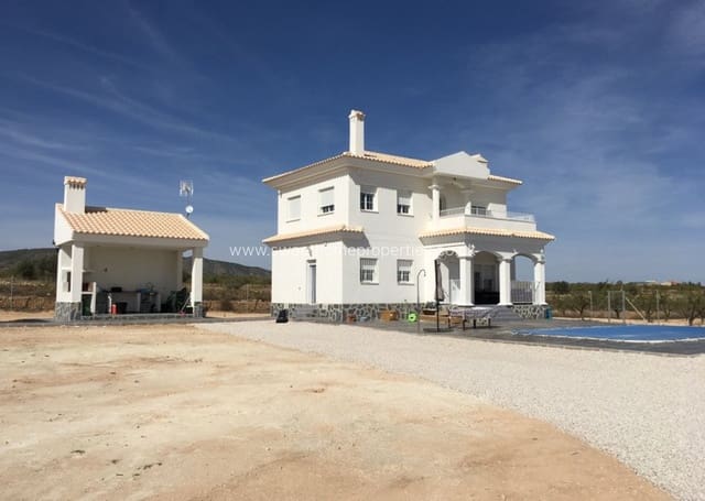 3 soveværelse Finca/Landehus til salg i Pinoso med swimmingpool - € 375.000 (Ref: 9848071)