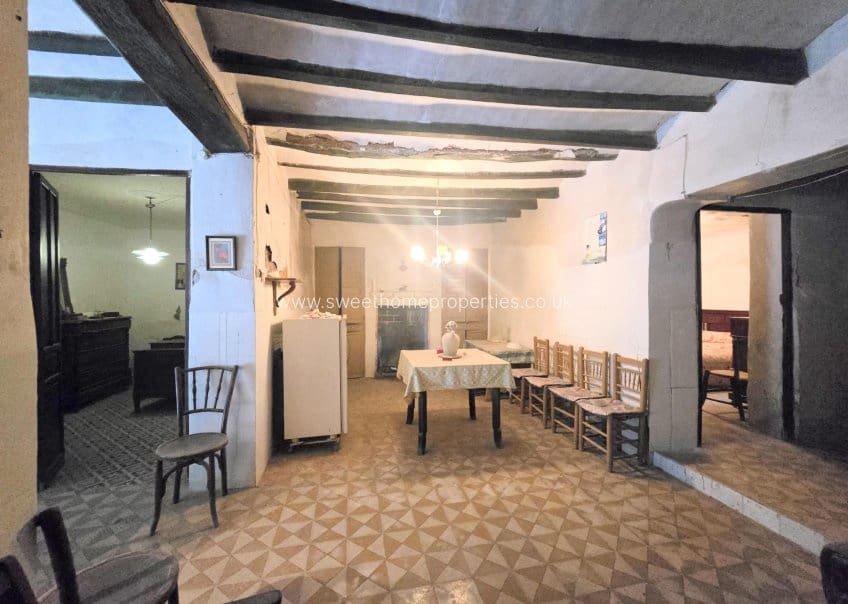 5 soveværelse Byhus til salg i Hondon de los Frailes med swimmingpool - € 52.000 (Ref: 9850560)