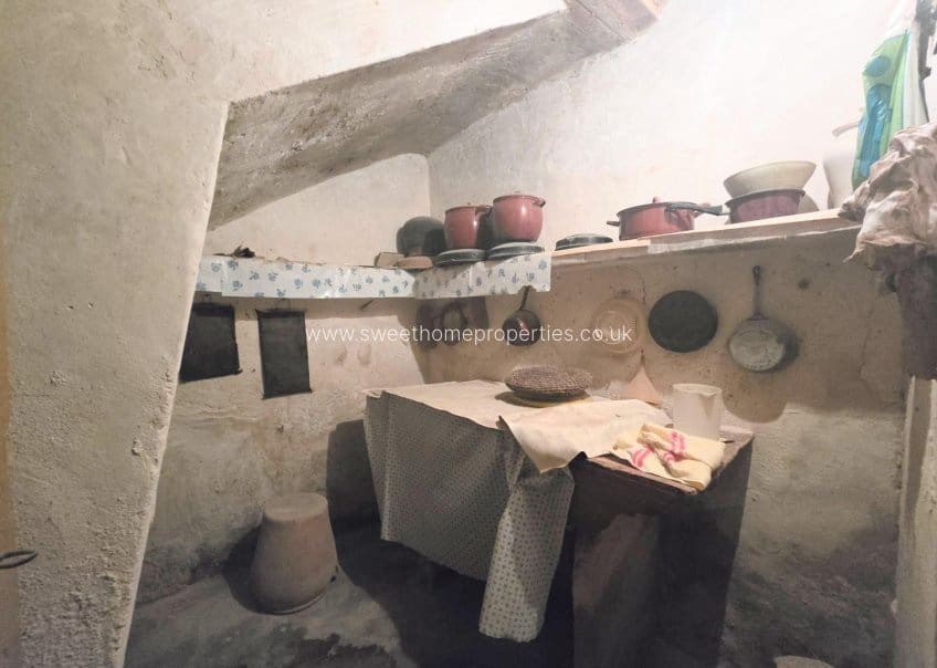 5 soveværelse Byhus til salg i Hondon de los Frailes med swimmingpool - € 52.000 (Ref: 9850560)
