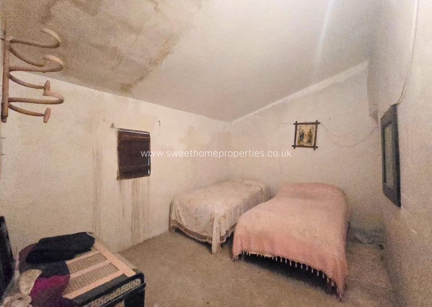 5 soveværelse Byhus til salg i Hondon de los Frailes med swimmingpool - € 52.000 (Ref: 9850560)