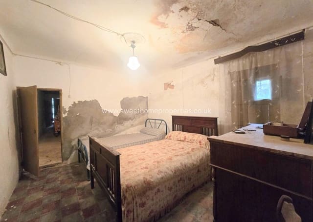 5 soverom Hus til salgs i Hondón de los Frailes med svømmebasseng - € 52 000 (Ref: 9850560)