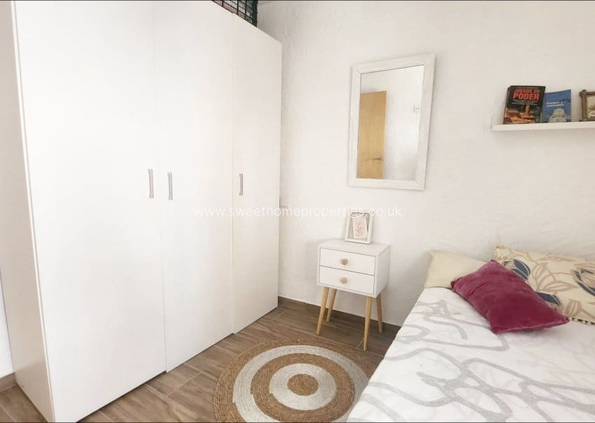 2 bedroom Townhouse for sale in Aspe - € 96,000 (Ref: 9860936)