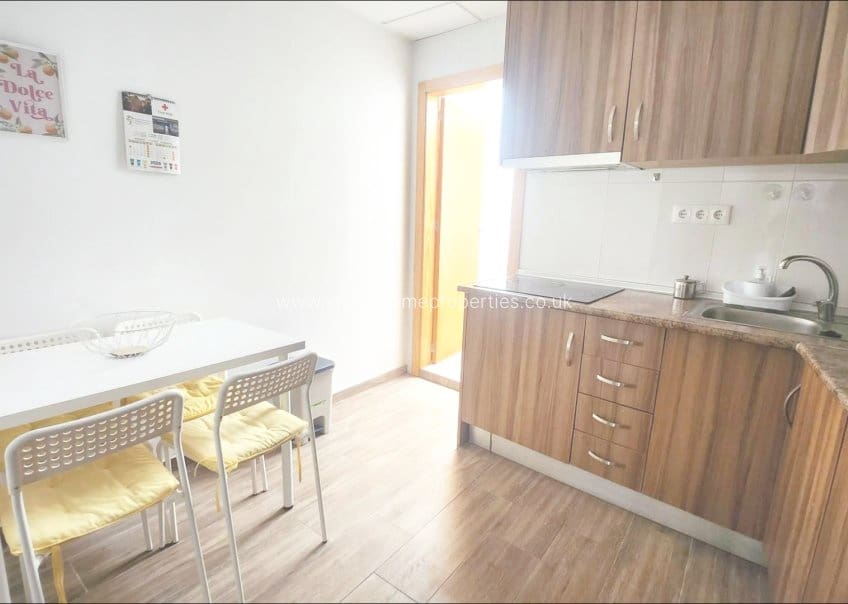 2 bedroom Townhouse for sale in Aspe - € 96,000 (Ref: 9860936)