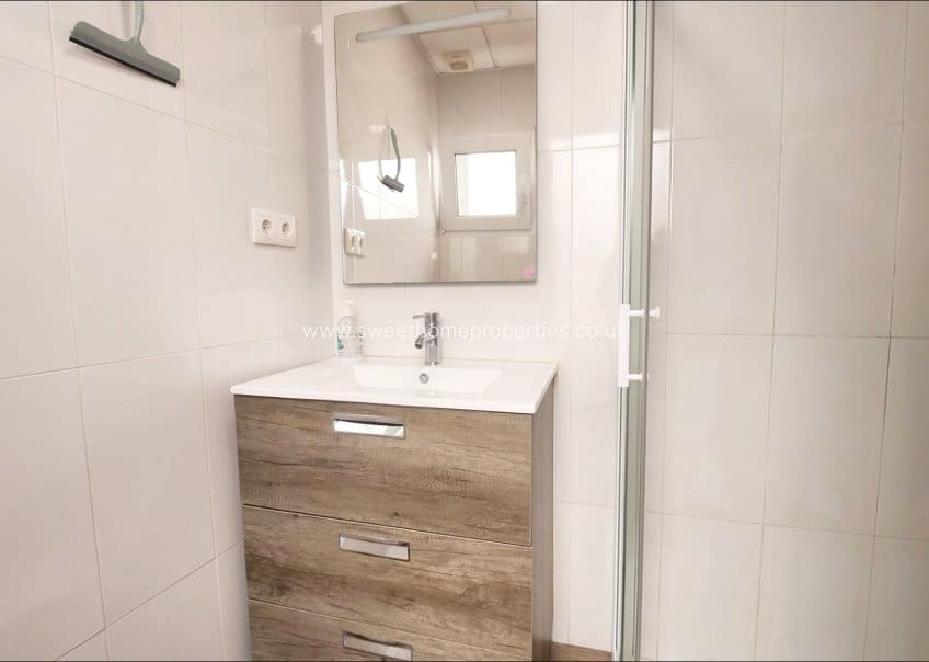 2 bedroom Townhouse for sale in Aspe - € 96,000 (Ref: 9860936)