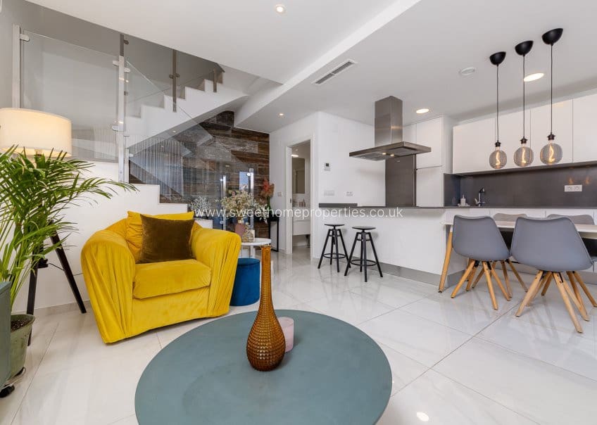 3 sypialnia Willa na sprzedaż w Villamartin - 325 000 € (Ref: 9889572)