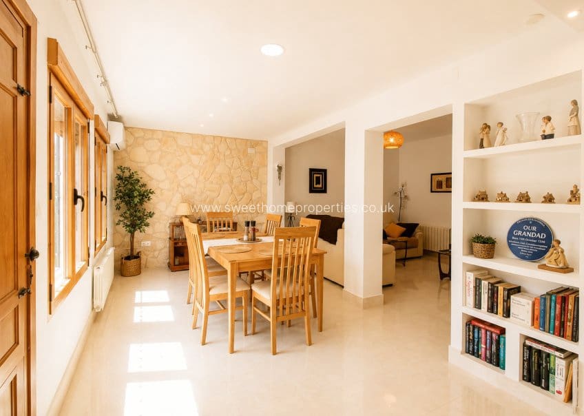 2 makuuhuone Omakotitalo myytävänä paikassa La Romana - 149 900 € (Ref: 9889573)