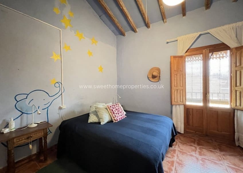 7 soverom Finca/Herregård til salgs i Pinoso med svømmebasseng - € 299 000 (Ref: 9893179)