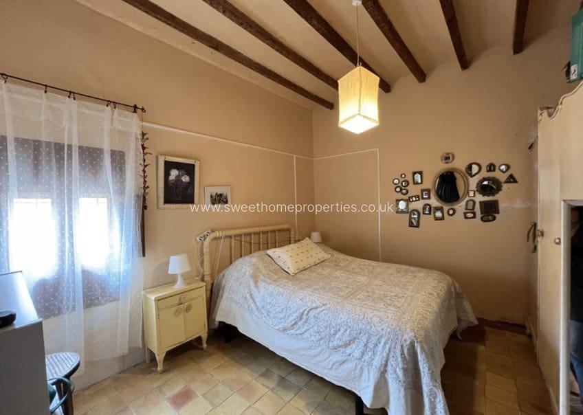 7 soverom Finca/Herregård til salgs i Pinoso med svømmebasseng - € 299 000 (Ref: 9893179)