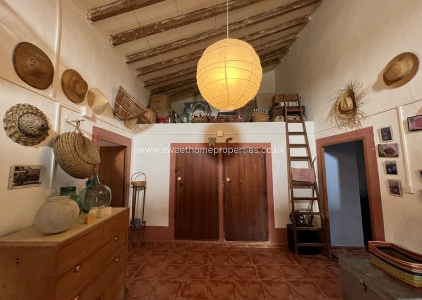 7 soverom Finca/Herregård til salgs i Pinoso med svømmebasseng - € 299 000 (Ref: 9893179)