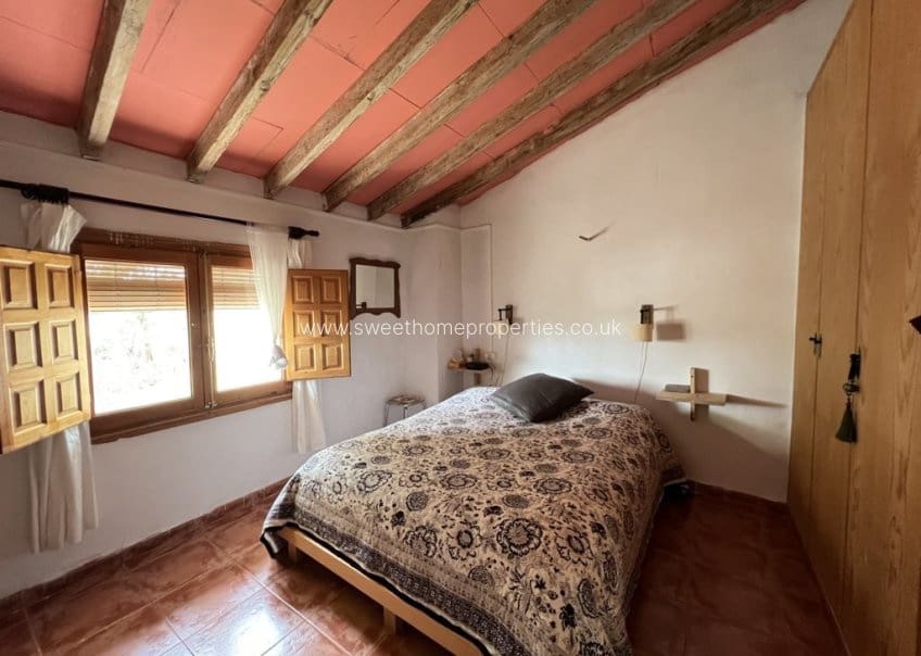 7 soverom Finca/Herregård til salgs i Pinoso med svømmebasseng - € 299 000 (Ref: 9893179)