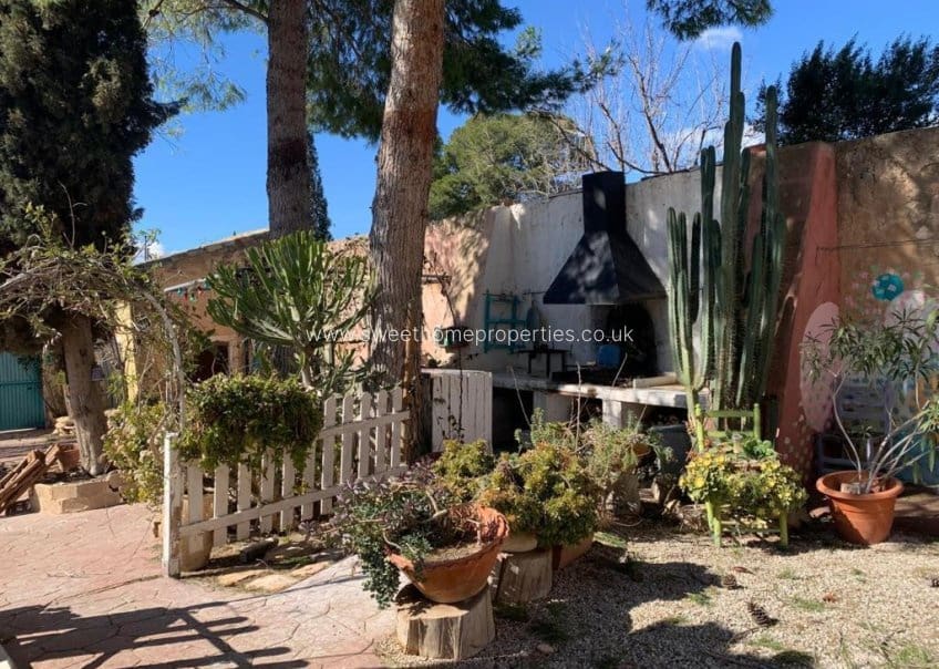 7 soverom Finca/Herregård til salgs i Pinoso med svømmebasseng - € 299 000 (Ref: 9893179)