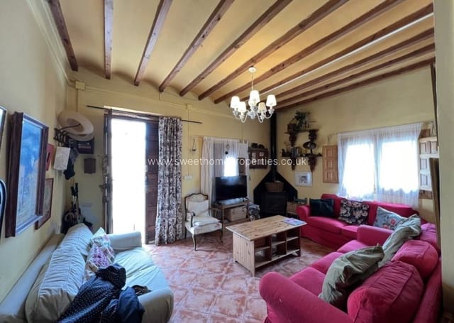 7 soverom Finca/Herregård til salgs i Pinoso med svømmebasseng - € 299 000 (Ref: 9893179)
