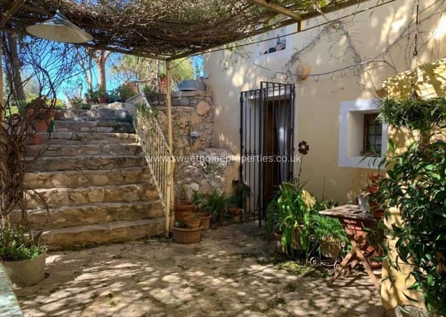7 soverom Finca/Herregård til salgs i Pinoso med svømmebasseng - € 299 000 (Ref: 9893179)