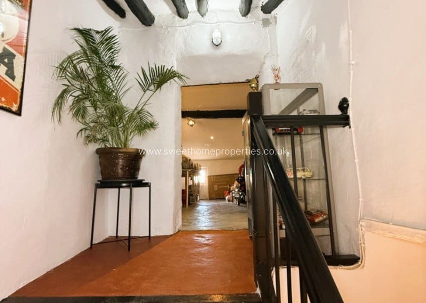 6 slaapkamer Huis te koop in Pinoso - € 325.000 (Ref: 9893180)