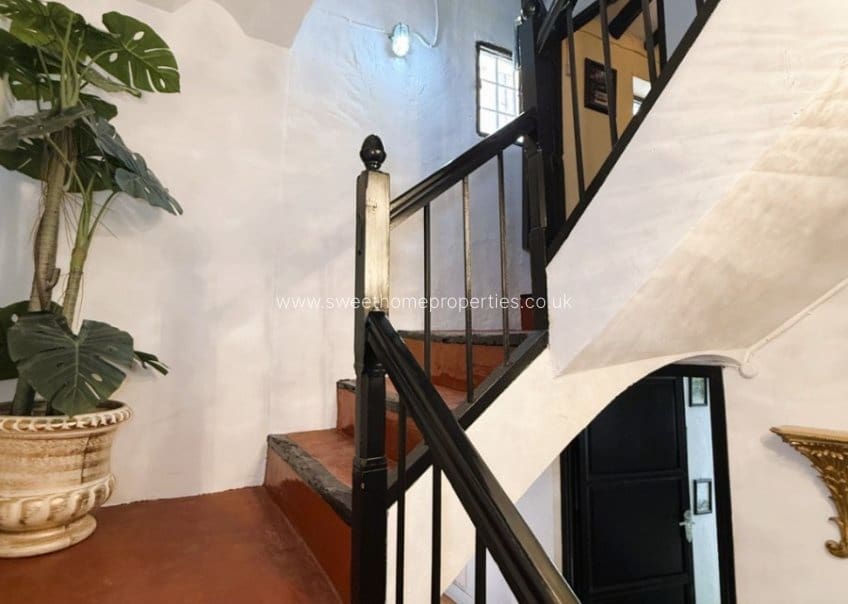 6 slaapkamer Huis te koop in Pinoso - € 325.000 (Ref: 9893180)
