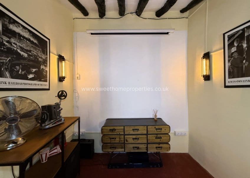 6 slaapkamer Huis te koop in Pinoso - € 325.000 (Ref: 9893180)