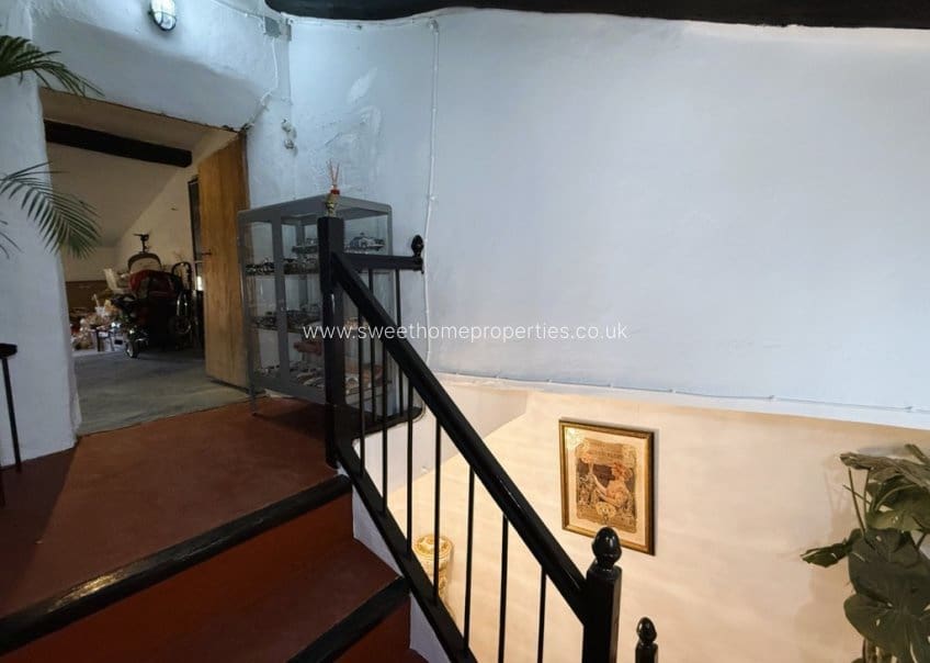 6 slaapkamer Huis te koop in Pinoso - € 325.000 (Ref: 9893180)