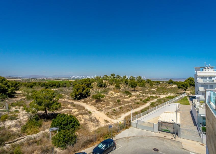 3 soverom Villa til salgs i Villamartin med svømmebasseng - € 325 000 (Ref: 9893182)